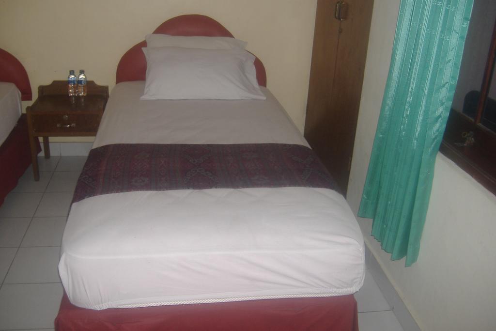 Mustika Inn Kuta Lombok Værelse billede