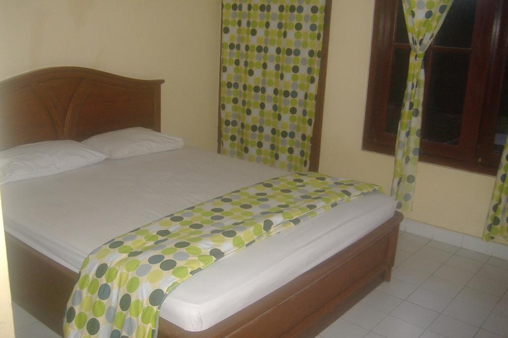 Mustika Inn Kuta Lombok Værelse billede