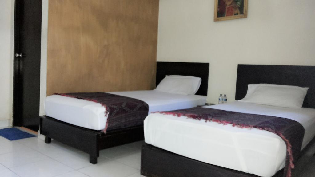 Mustika Inn Kuta Lombok Eksteriør billede