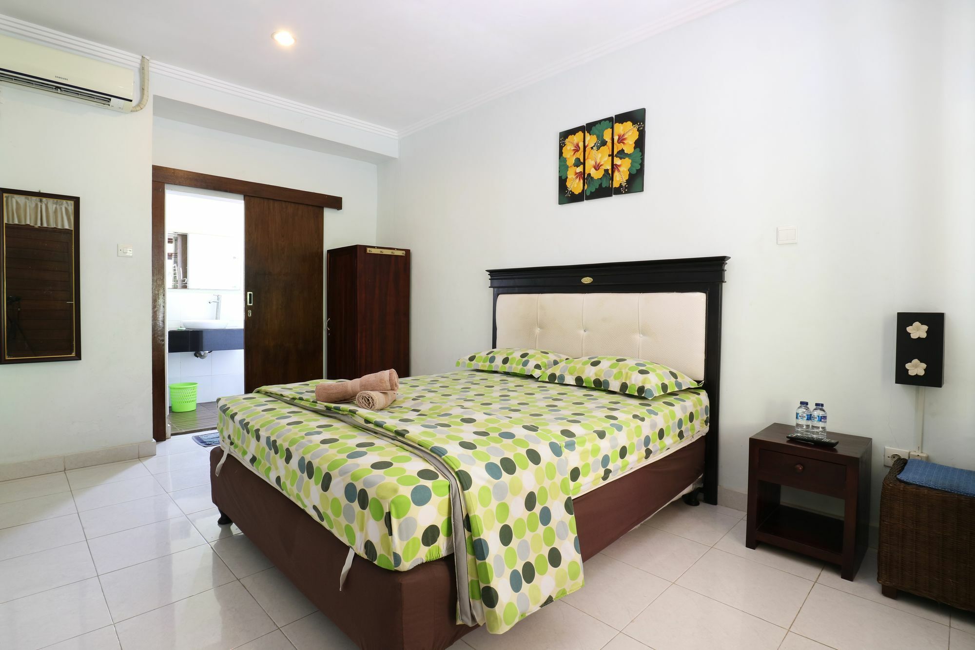 Mustika Inn Kuta Lombok Eksteriør billede