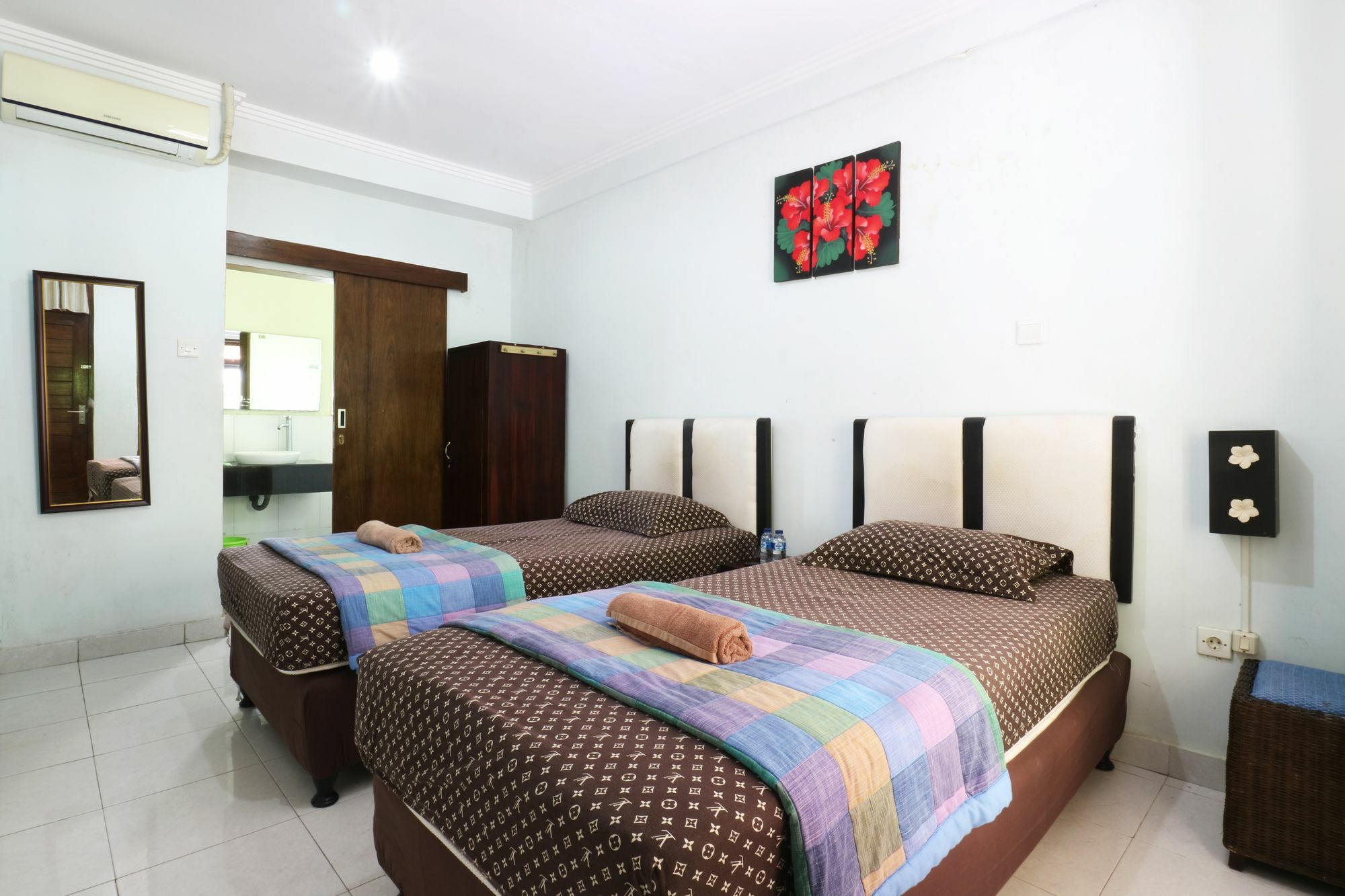 Mustika Inn Kuta Lombok Eksteriør billede