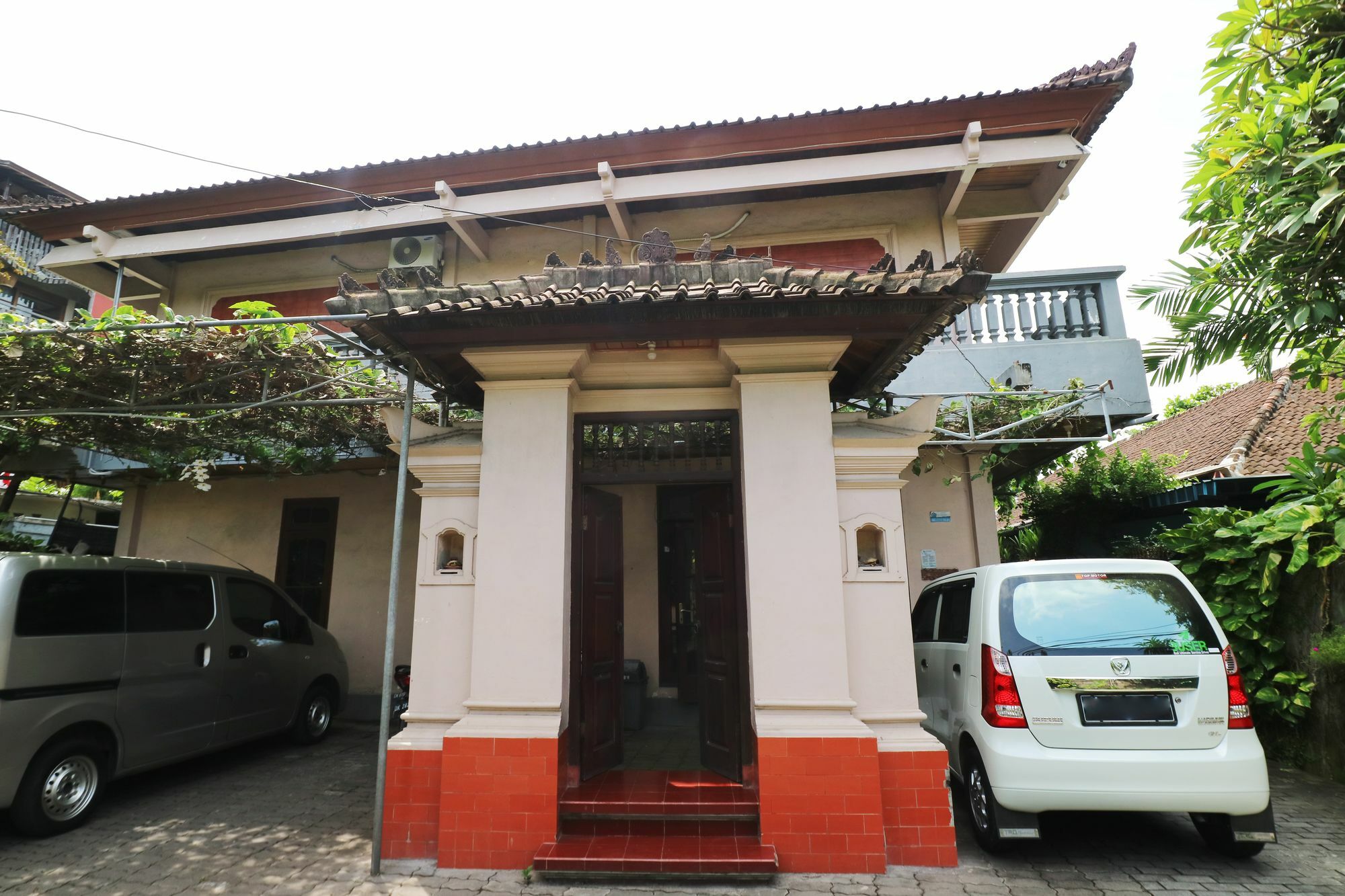 Mustika Inn Kuta Lombok Eksteriør billede